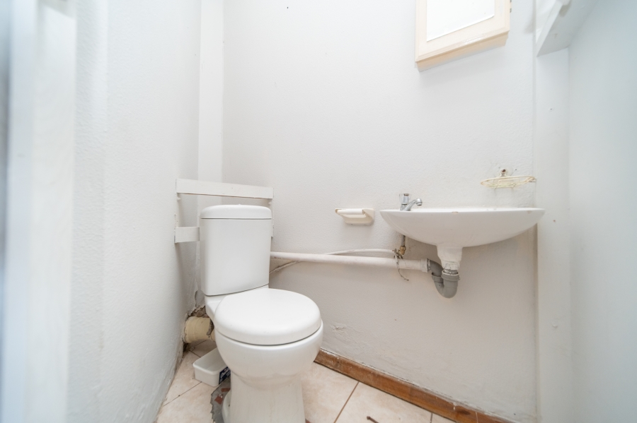 3 Bedroom Property for Sale in Amalinda Eastern Cape